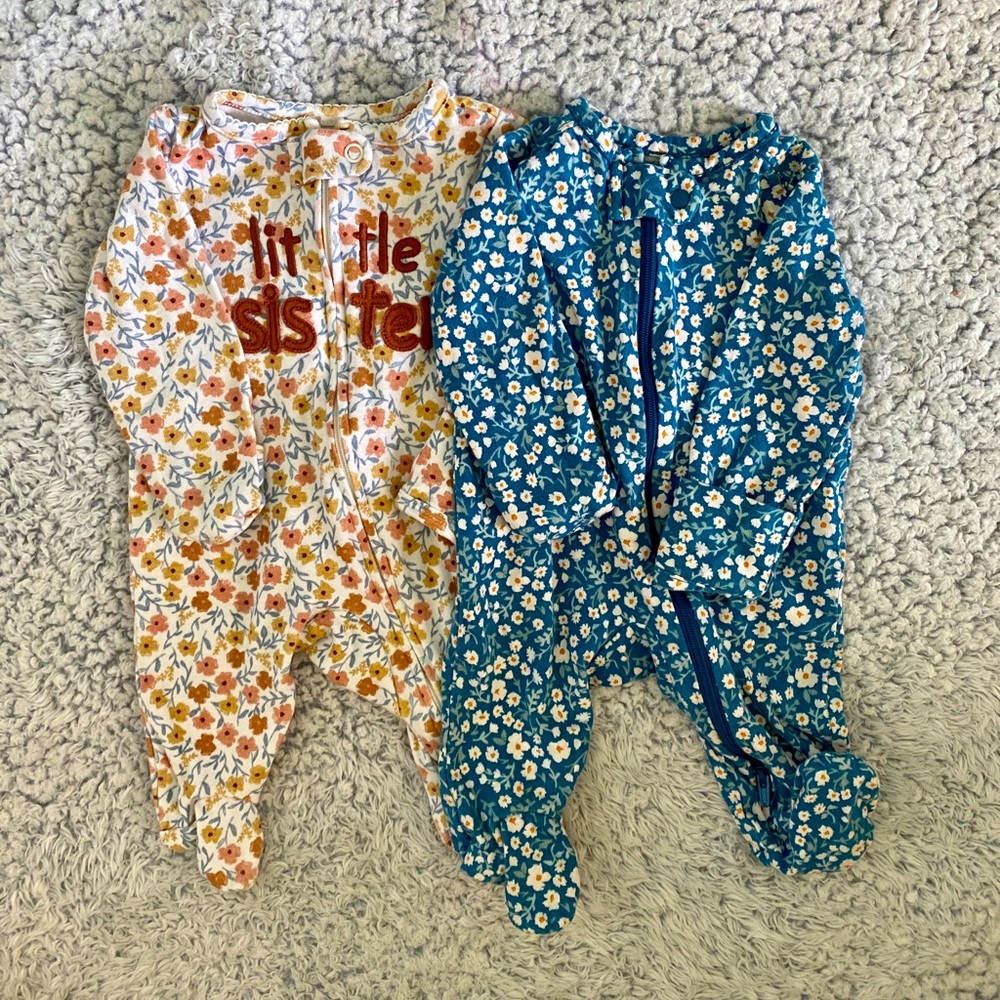 Carter’s baby girl set of 2 footie pajamas